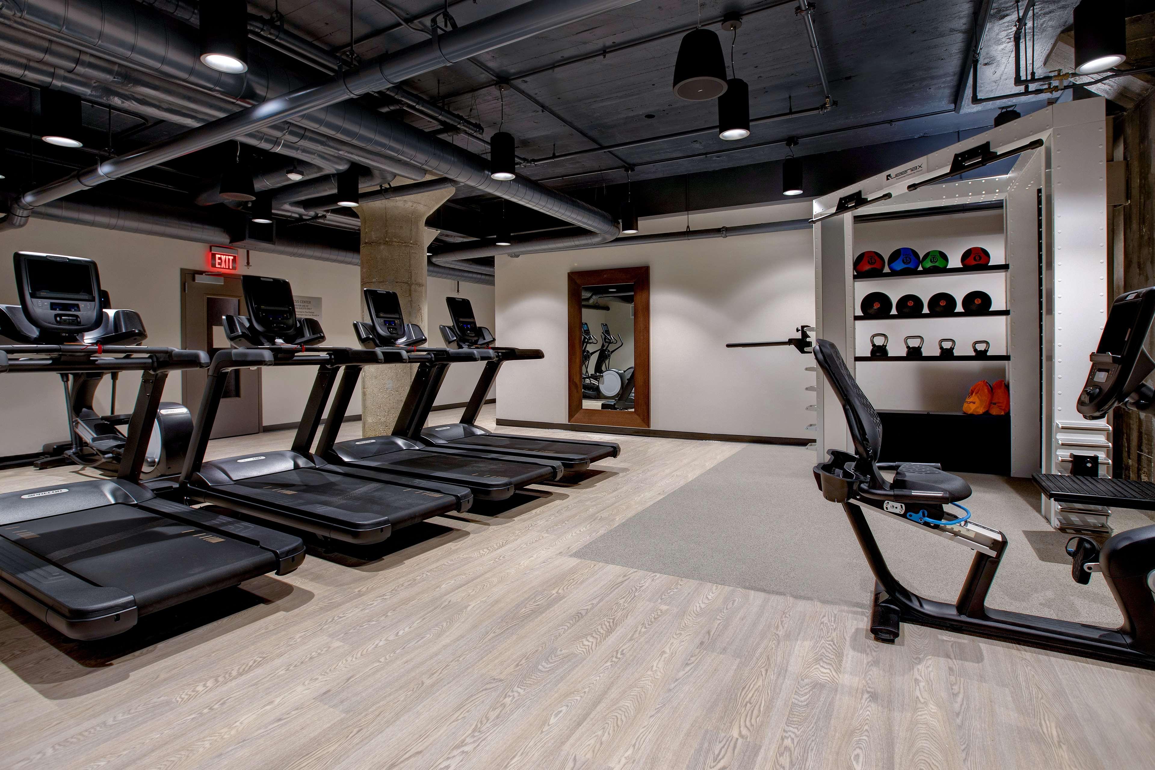 Embassy By Hilton Riverfront 4*