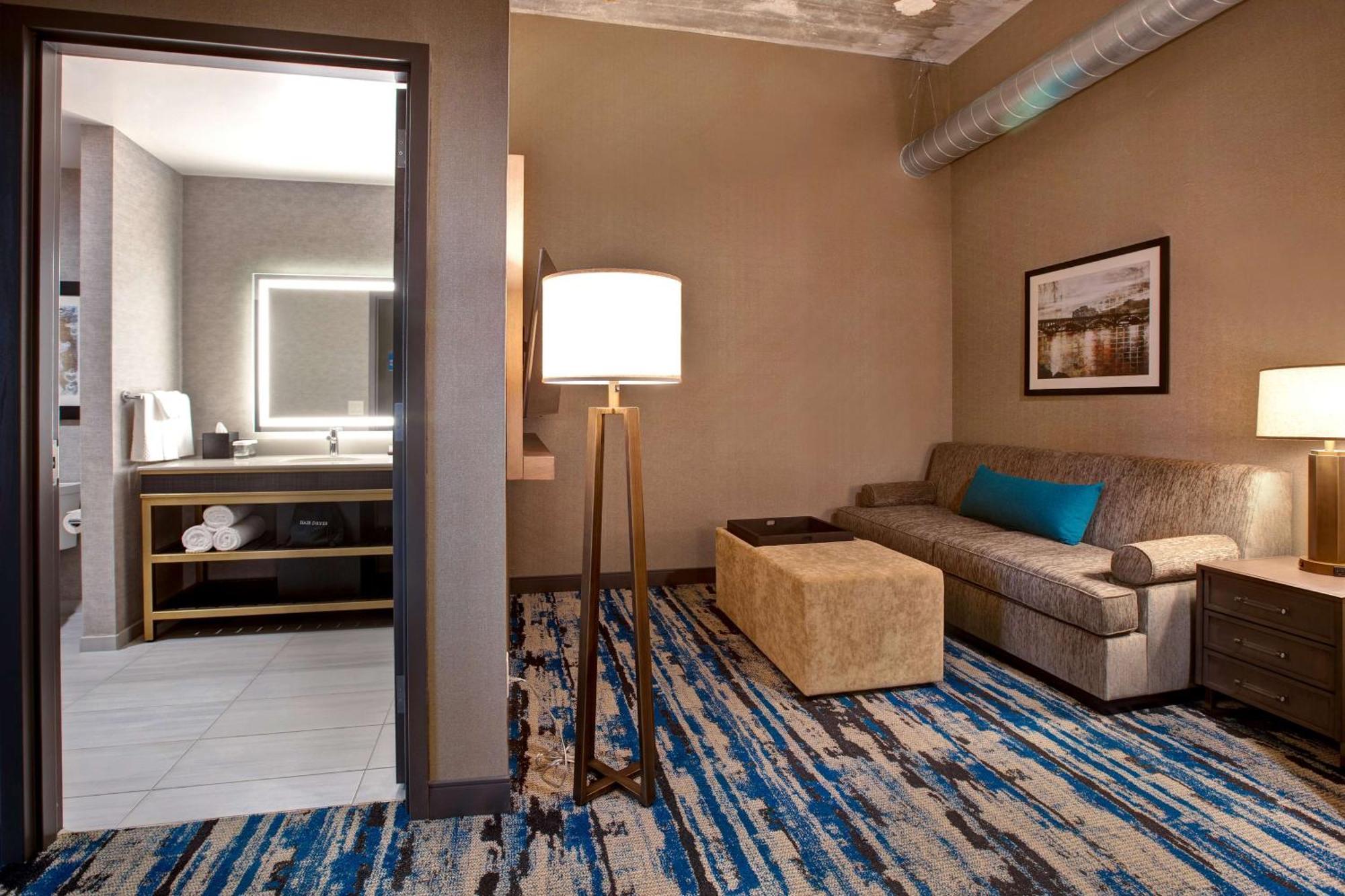 Embassy By Hilton Riverfront Rockford